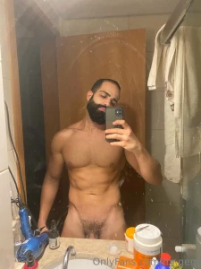Hello babes text me i m looking for fun