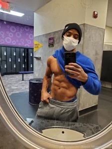 Felt a lil swole so i had to flex should i have just taken it all off part 2