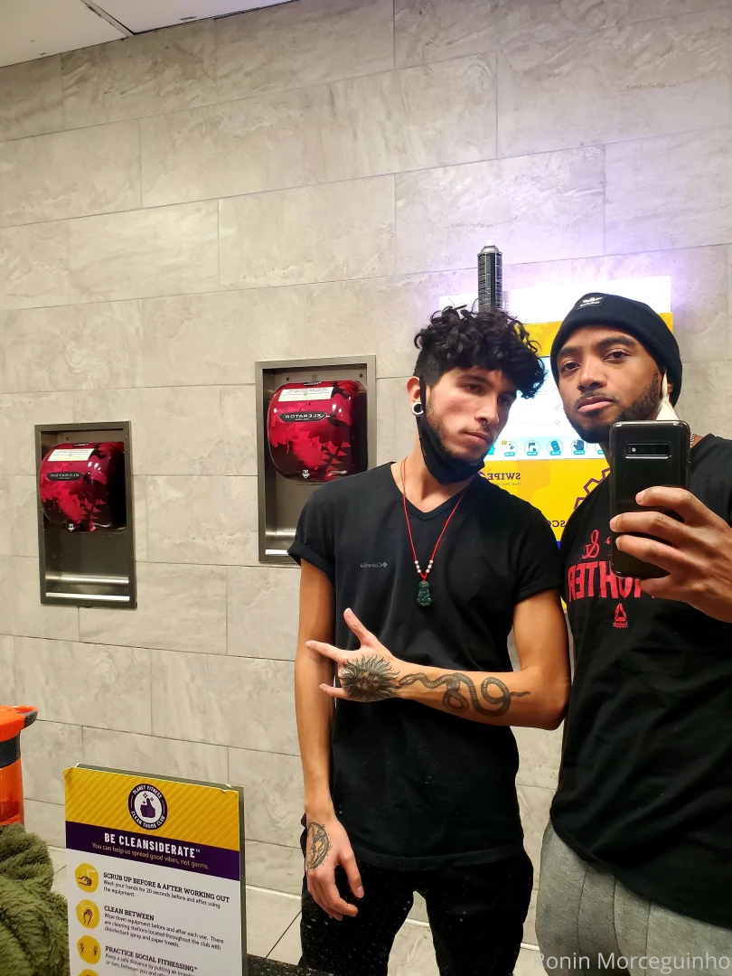 Gym vibes on a thursday night want to see more of us 