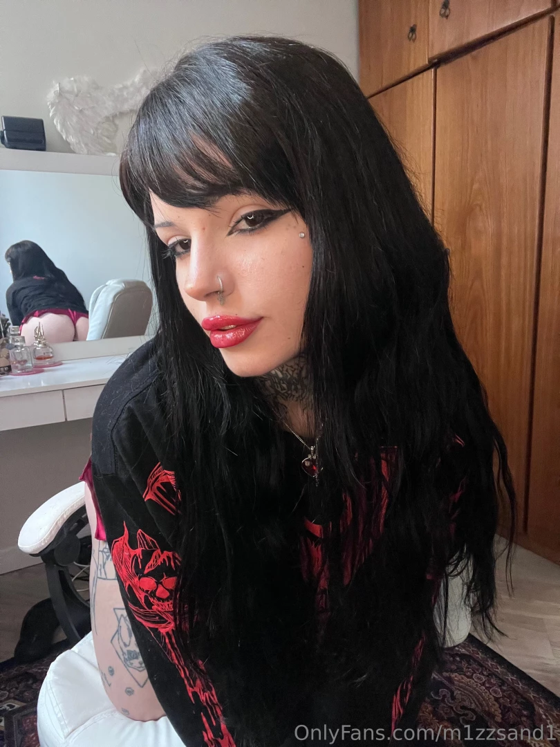 Velvet darkness and forbidden touches let me take you deeper into my 