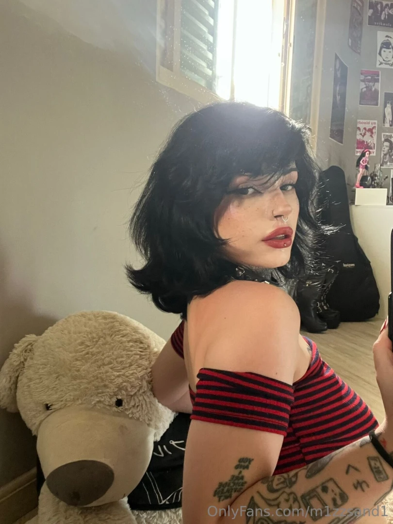 I didn t post the hottest part here https onlyfans com vampsandivip 