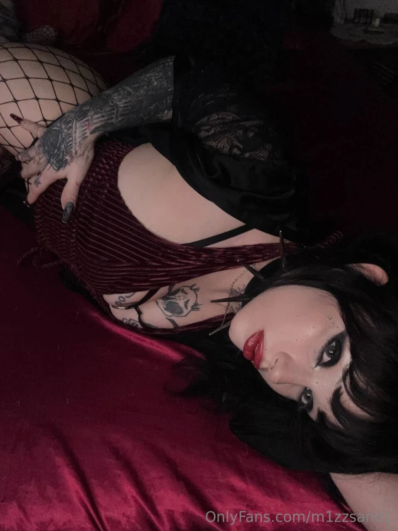 Https onlyfans com vampsandivip 