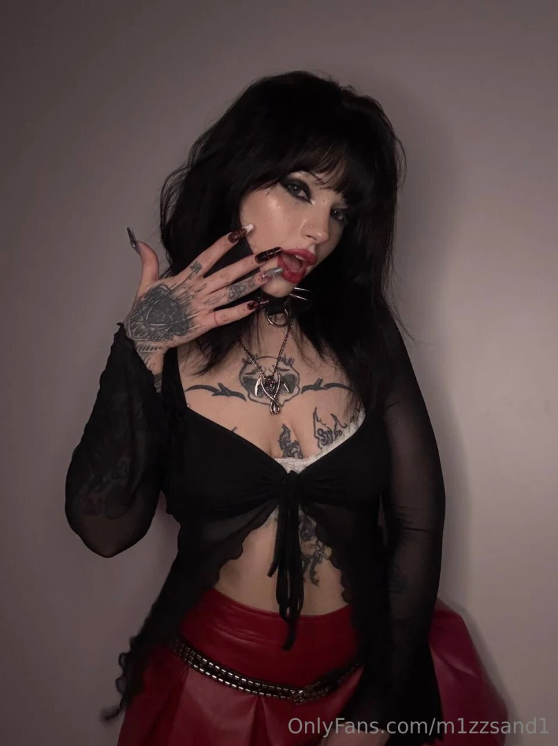 You ll love what i couldn t post here https onlyfans com vampsandivip part 1 