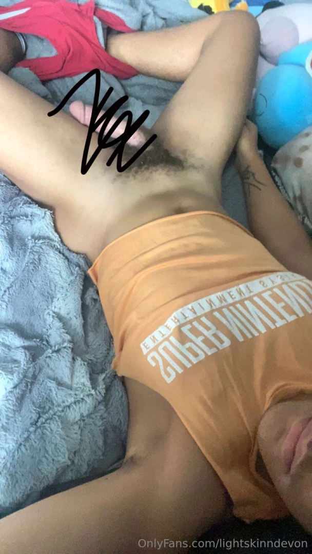 Bulging in my hanes swipe to see what they look like round my ankles 