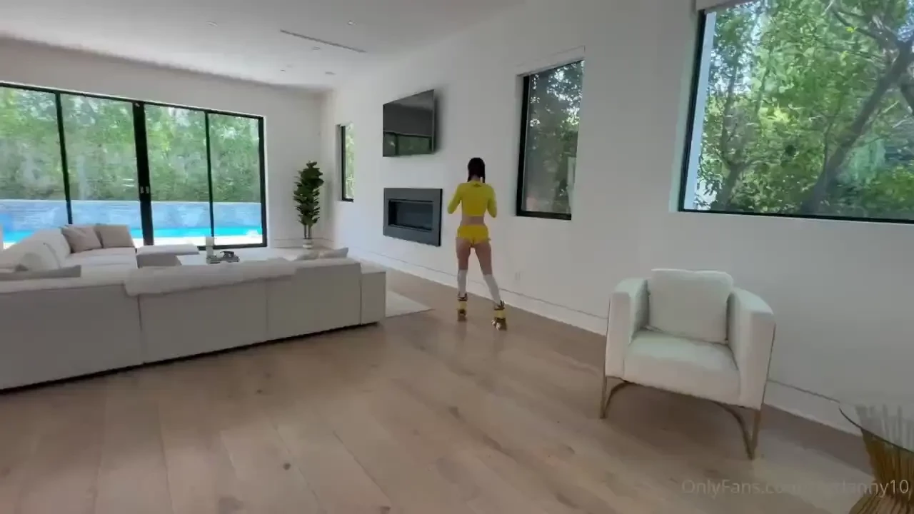 Brand new role-play rollerblading step-daughter bigdanny10 caught his 