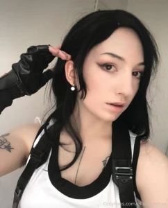 Who else should i cosplay as comment below