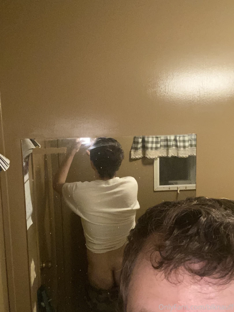 Who wants the furry ass 