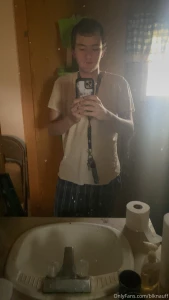 Boy do i look comfy in those pajamas anyone want to see this