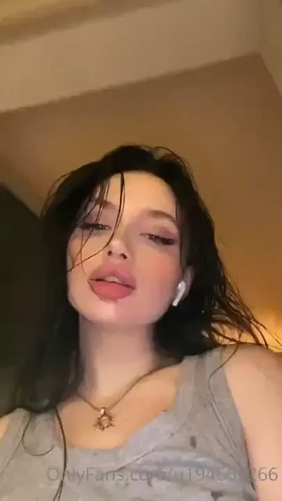 Where am i going so wet looks like i m going to wet something below 