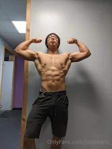 I fucked it up at the gym today let s get it guys