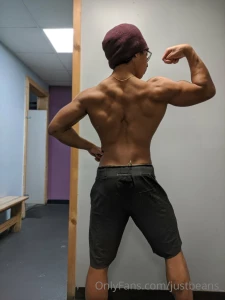 Rise and grind my lower back is hurting how is everyone this morning