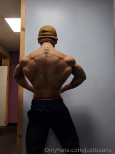 Had a killer back day trying to be baki