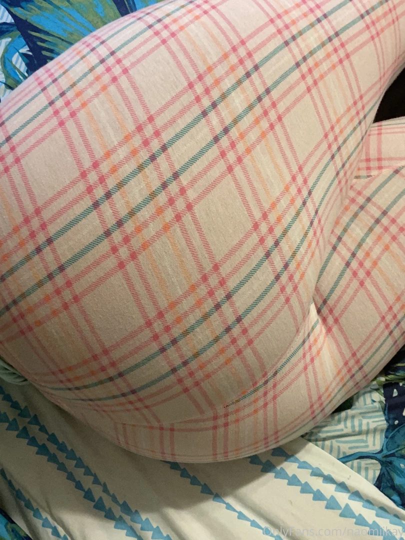 Quartine and chill get behind this ass babe part 2 