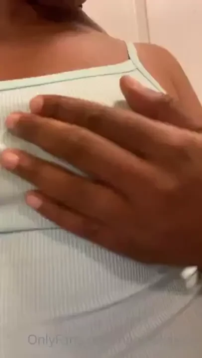 Goodmorning guys it s tittythursday 