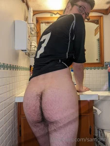 Have 4 pictures of me from behind the 4th pic had a tiny hidden treat part 2