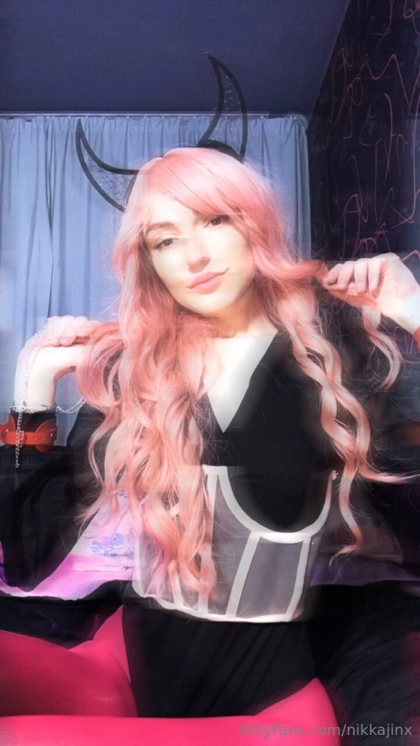 Magic vibes today i am a bard girl 