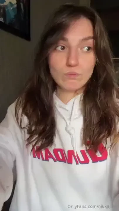 Get ready with me to create anything weird heheh 