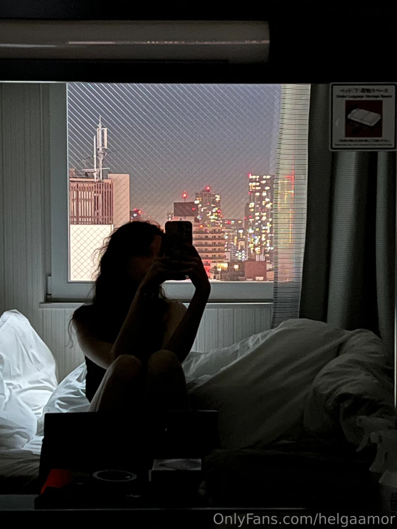 Will you save me from loneliness tonight 