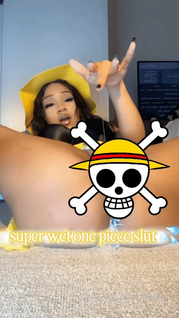 Brand new 4 min one piece solo i m so fucking wet in my luffy cosplay 
