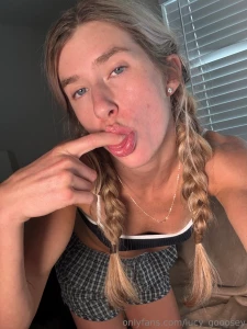 Lips at your service morning noon and night xox