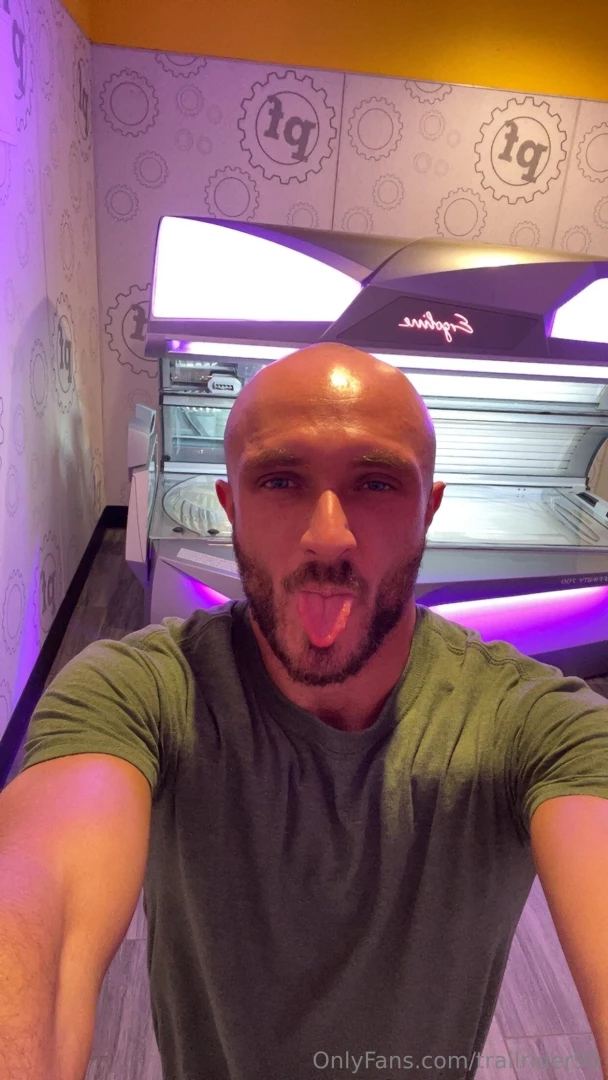 Tanning time want to join 