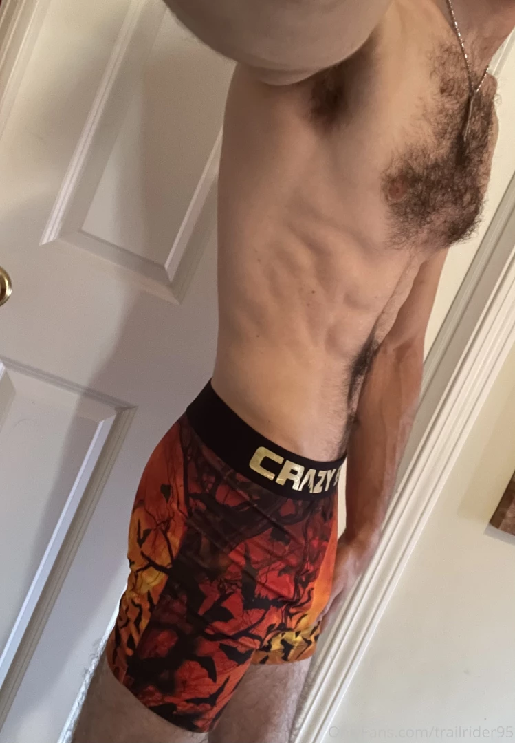 Getting closer to spooky season hit me up for more content part 2 