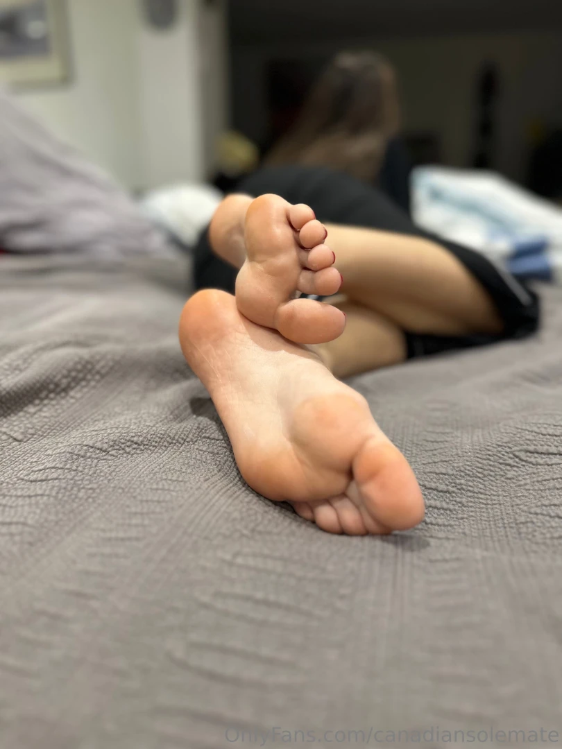 I am going on a little getaway for new year s eve packing nylons and 