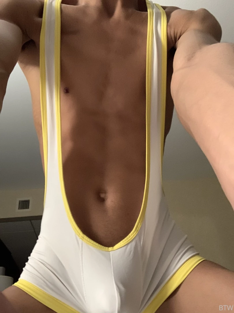 No xxxmas rematch but wore one of my favorite singlets at the local 