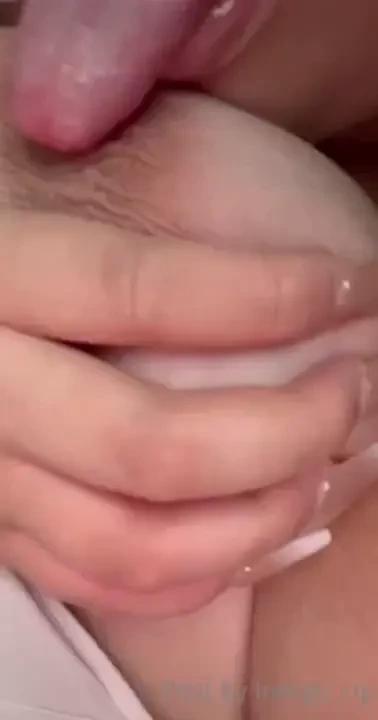 People who been on my onlyfans over a year or couple months get 2 free 