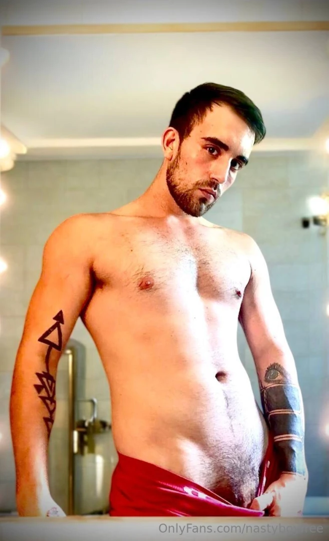 Ripped and horny 23 years old up or down i love sharing my sexuality part 49 