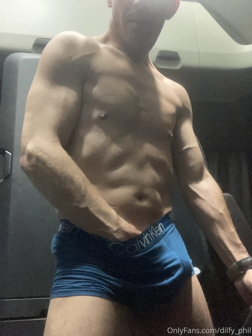 Feeling frisky on a friday need some more hands in there 