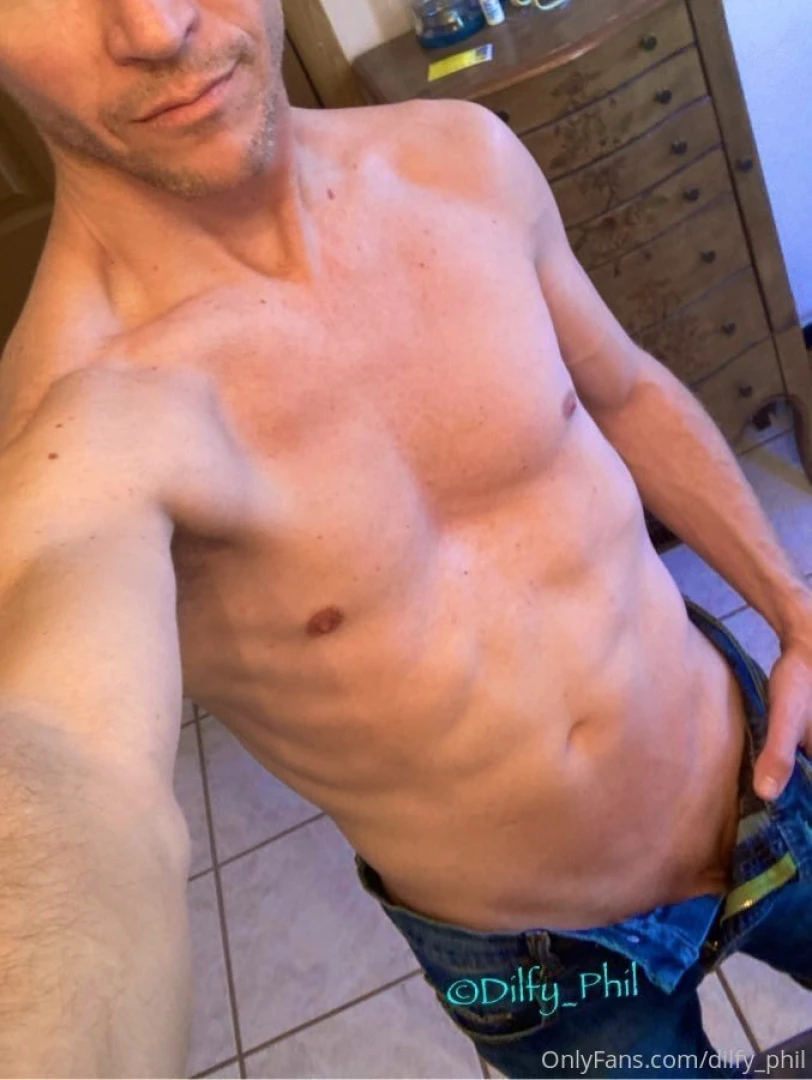 Left all alone and feeling frisky but stuck in these tight jeans who part 1 