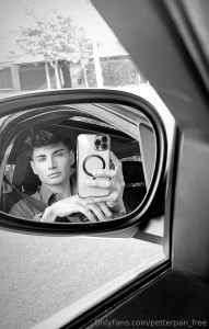 Sex in the car watch my live stream having sex in the car just