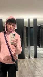 Have a nice weekend babies see you on petterpan_vip