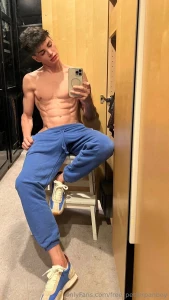 I m looking for a rider with good endurance and riding skills contact