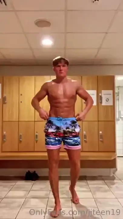 Come and wrestle me you horny bastards 