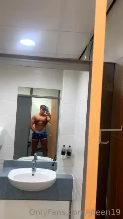 Come on suck my dick 