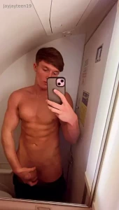 jjteen19 - Flying home who wants to join the mile high club with me hehe xx 