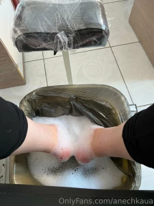 Pedicure time do you wanna see more dm for this