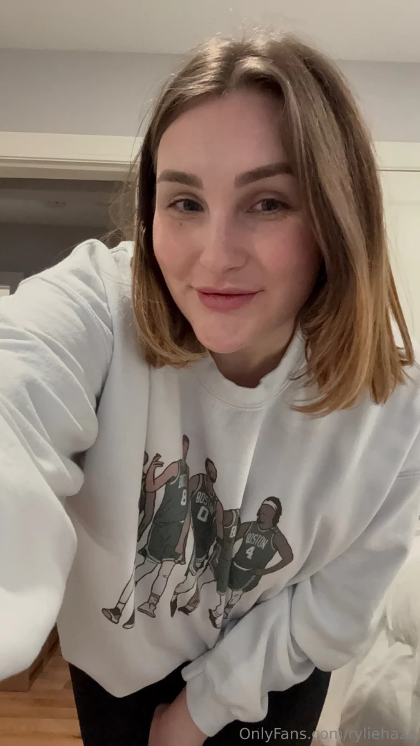 Chubby waist pretty face 