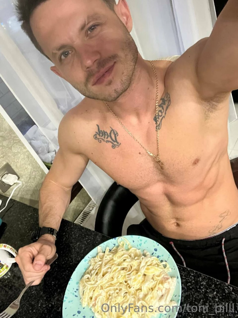 Wanna share my late breakfast with u u join me 