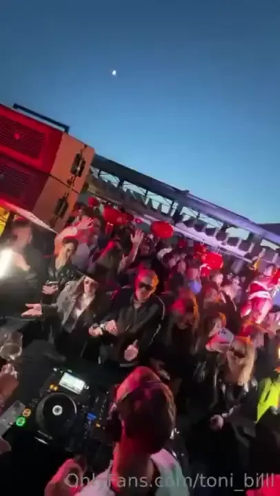 Everybody to the disco i ve waited so long to be able to party 