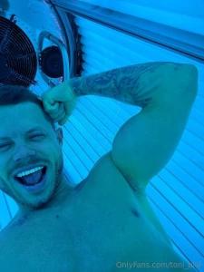 How about add some neon vibes this autumn day