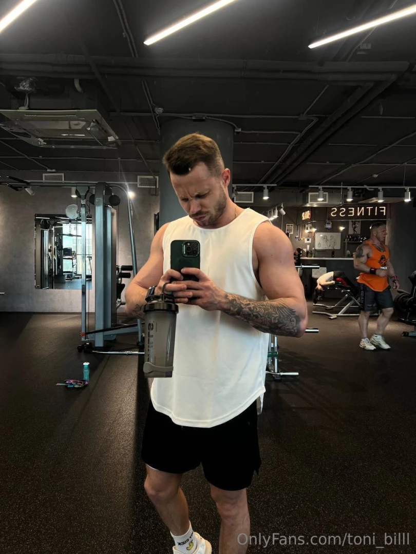 So hot so sporty - all urs 