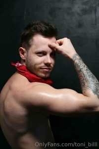 Babe i have a hot idea for sexting right now and wanna tell u a bit