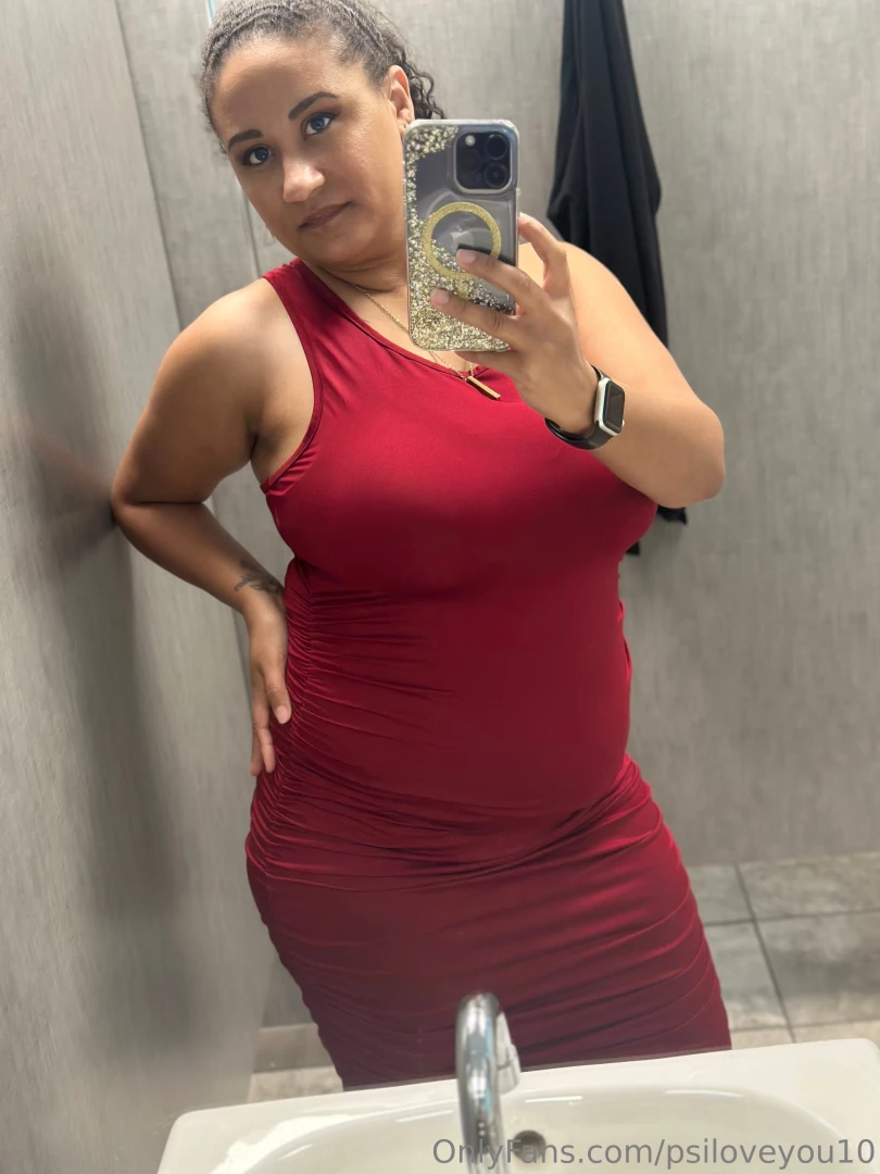 Did someone order a hot curvy milf hot and ready 