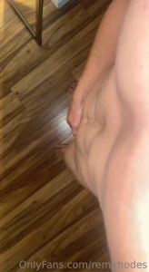 I m always naked when i m home alone i mean who likes wearing clothes