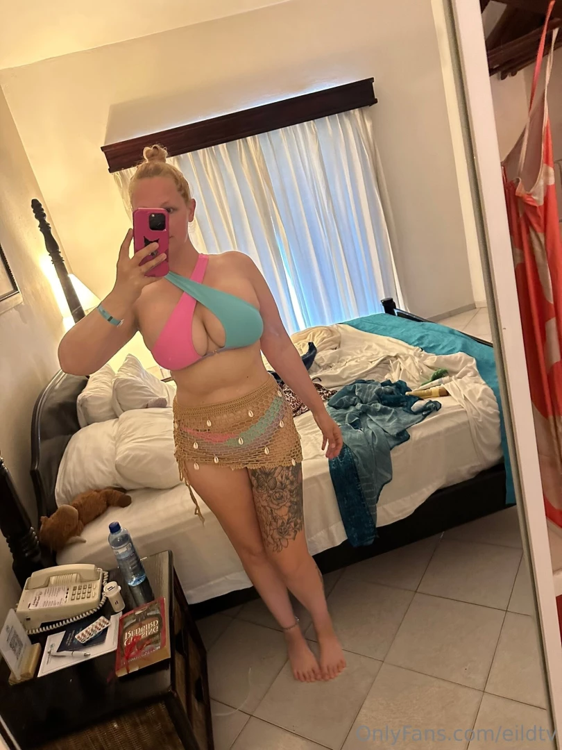 This bikini gave me the worst tan lines and when i say tan i mean 