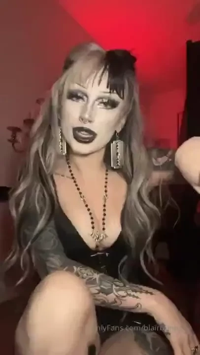 Pov goth mommy leashes u and teaches u how to be a good boy so listen 