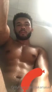 Come suck me off in the shower i ll return the favor zakariasanxo part 1